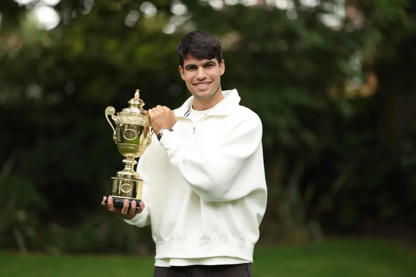 Carlos Alcaraz is a Moneymachine, grabbing a record Wimbledon prize