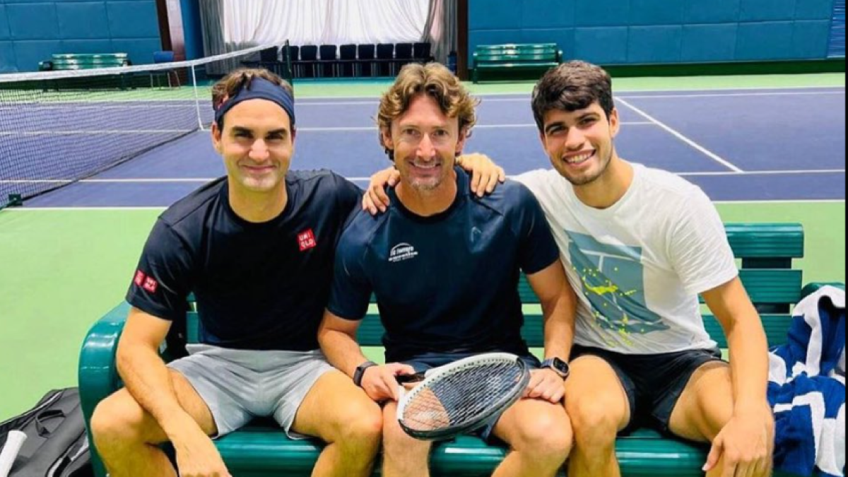 Alcaraz trains with Federer in Shanghai