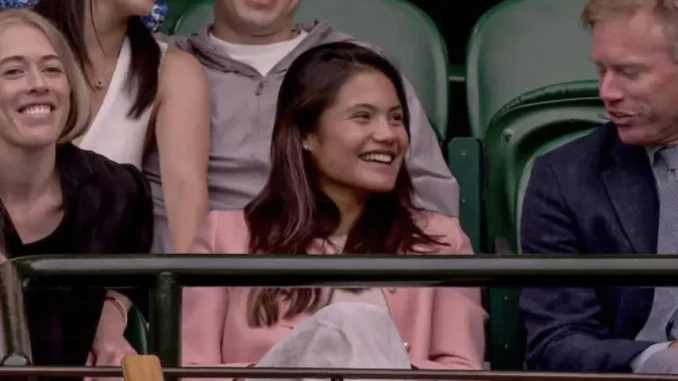 after-her-wimbledon-exit-emma-raducanu-comes-to-watch-carlos-alcaraz (1)