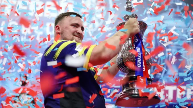 luke-littler-england-celebrates-phil-1012912439