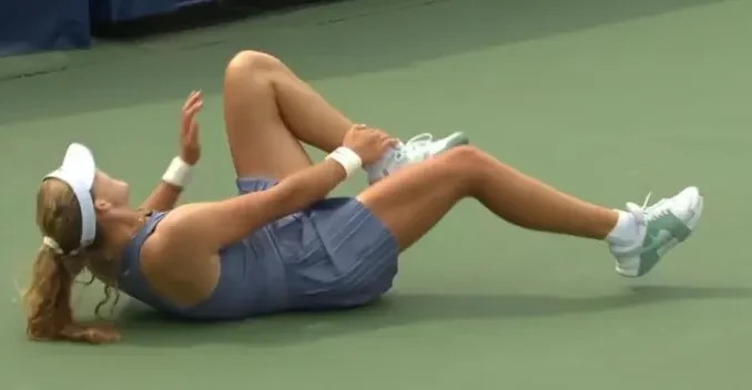 montreal-mirra-andreeva-picks-up-injury-during-bad-fall-suffers-surprise-3r-loss