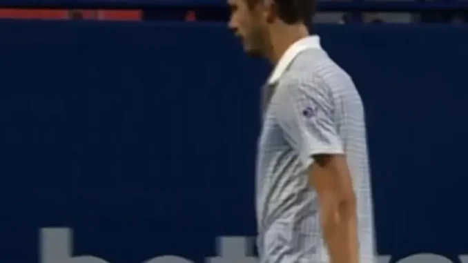 watch-daniil-medvedev-leaves-toronto-court-without-picking-up-his-stuff-after-loss