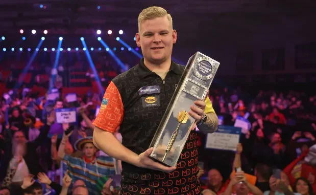 mike-de-dekker-belgium-celebrates-940581604